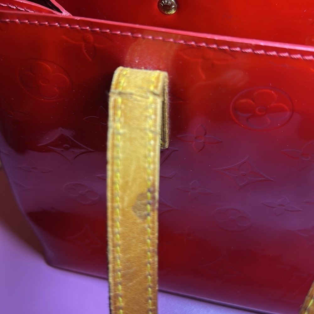 Authentic Louis Vuitton Vernis Red Reade PM M91088  Hand Bag NS020525 - Picture 10 of 16